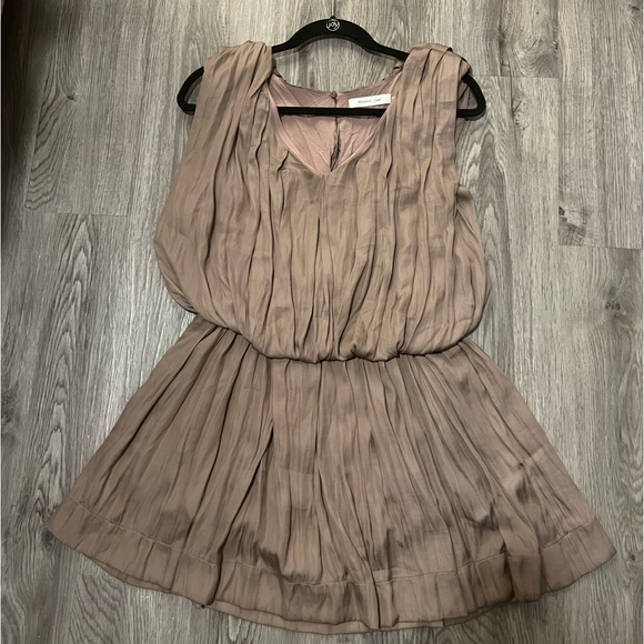 Romper - Picture 3 of 7